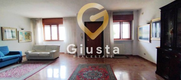 4 rooms House in Brindisi, Italy No. 41914 14