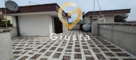 4 rooms House in Brindisi, Italy No. 41914 6