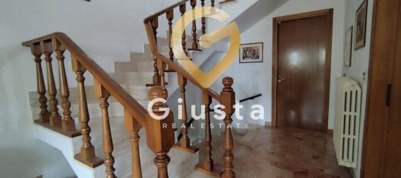 4 rooms House in Brindisi, Italy No. 41914 17