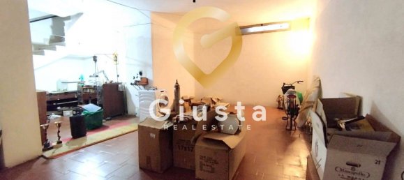 4 rooms House in Brindisi, Italy No. 41914 32