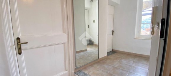 3 rooms Apartment in Bordighera, Italy No. 236445 2