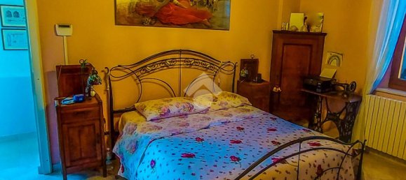 3 bedrooms Villa in Colorno, Italy No. 65469 7