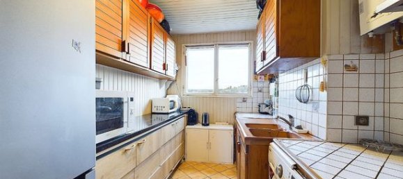 Apartamento de 2 dormitorios en Le Plessis-Bouchard, France No. 305699 2