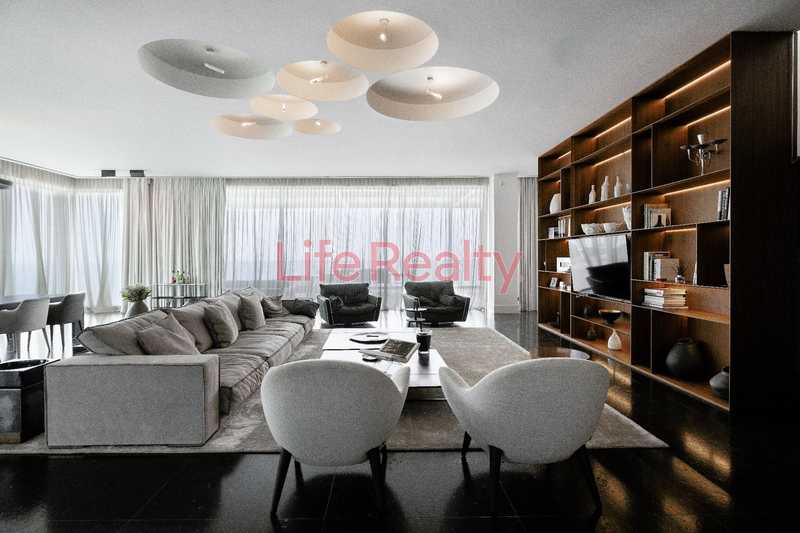 4 bedrooms Penthouse in Limassol, Cyprus No. 154882