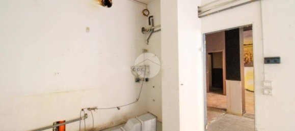 3-salle Propriété commerciale à Codogno, Italy No. 222983 14