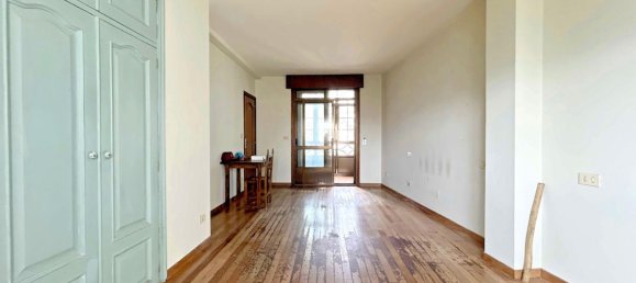 Edificio en Carral, Spain 453 m² No. 46959 2