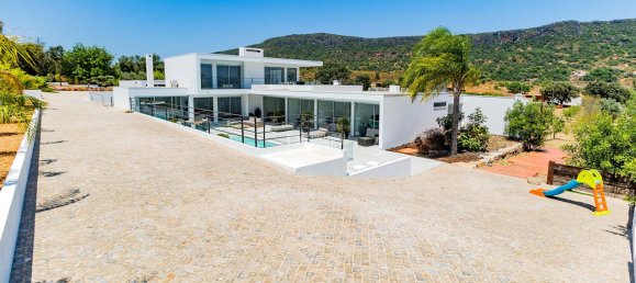 4 bedrooms Castles in Loule, Portugal No. 227188 9