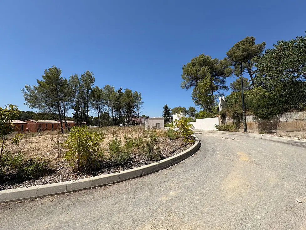 Grundstück in Saint-Clement-de-Riviere, France 301m², Nr. 110108