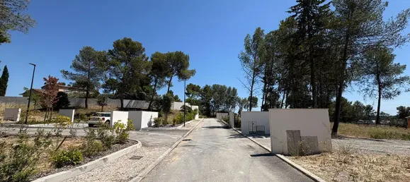 Grundstück in Saint-Clement-de-Riviere, France 301m², Nr. 110108 2