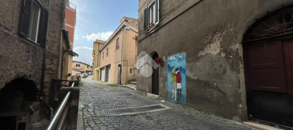 Квартира с 3 комнатами в Субьяко, Италия № 70940 18