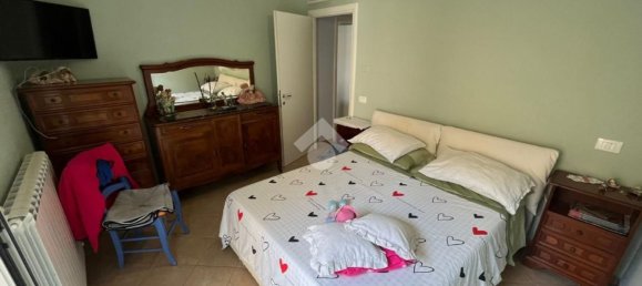 Квартира с 3 комнатами в Субьяко, Италия № 70940 13