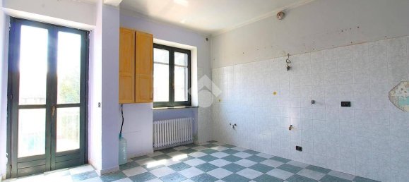 2 bedrooms Apartment in Santena, Italy No. 273224 3