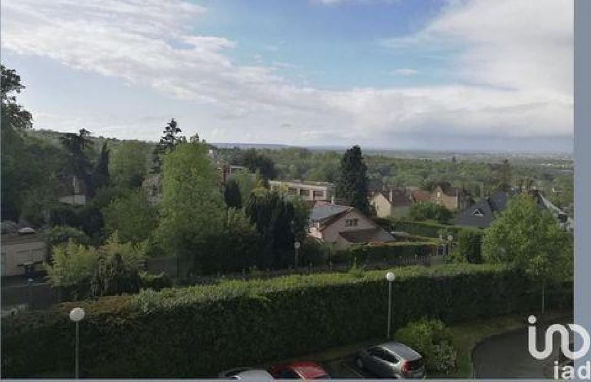 Condominio de 3 dormitorios en Louveciennes, France No. 37589