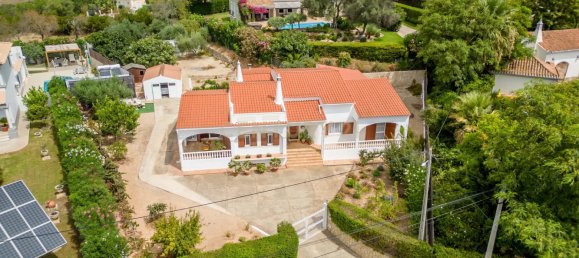 3 Schlafzimmer Villa in Loule, Portugal, Nr. 135833 33