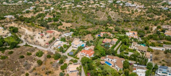 3 Schlafzimmer Villa in Loule, Portugal, Nr. 135833 27