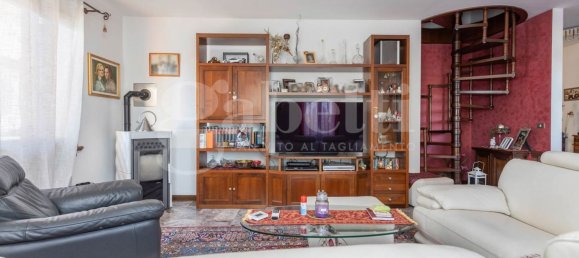 7 rooms Villa in Pordenone, Italy No. 161536 8