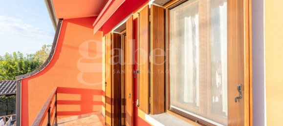 7 rooms Villa in Pordenone, Italy No. 161536 25