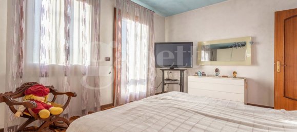 7 rooms Villa in Pordenone, Italy No. 161536 23