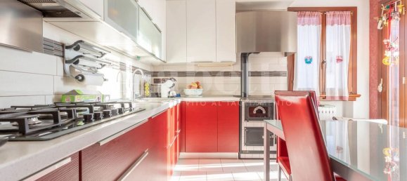 7 rooms Villa in Pordenone, Italy No. 161536 17