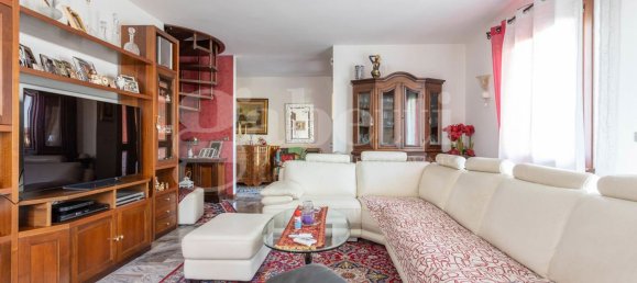 7 rooms Villa in Pordenone, Italy No. 161536 10