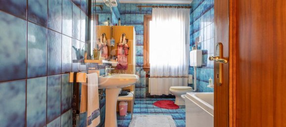 7 rooms Villa in Pordenone, Italy No. 161536 26