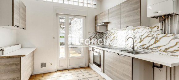 3 bedrooms House in Tourcoing, France No. 282557 5