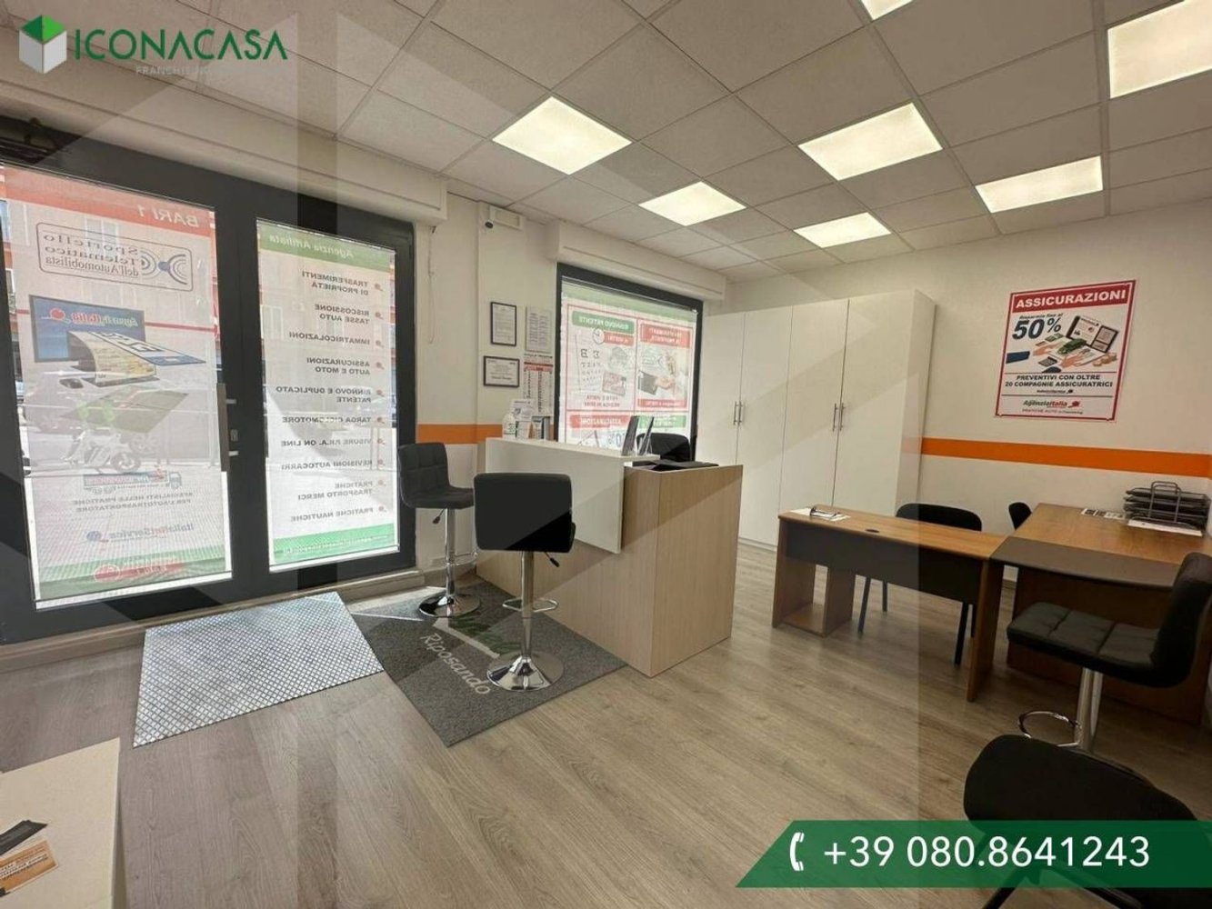 80m² Commercial property in Bari, Italy No. 24750