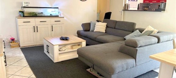 Apartamento de 2 dormitorios en Roissy-en-Brie, France No. 174241 2