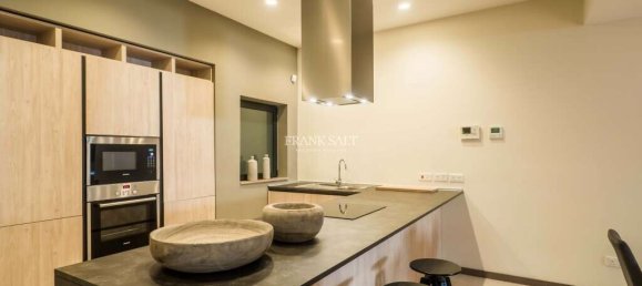 2 bedrooms Maisonette in Saint Julian's, Malta No. 9102 2