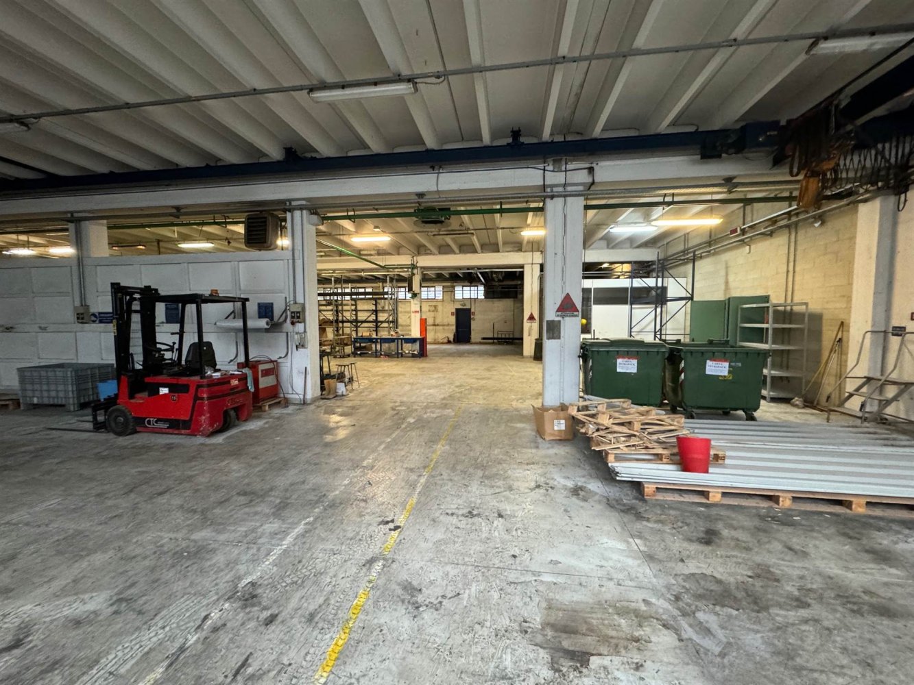 3200m² Warehouse in Segrate, Italy No. 222687