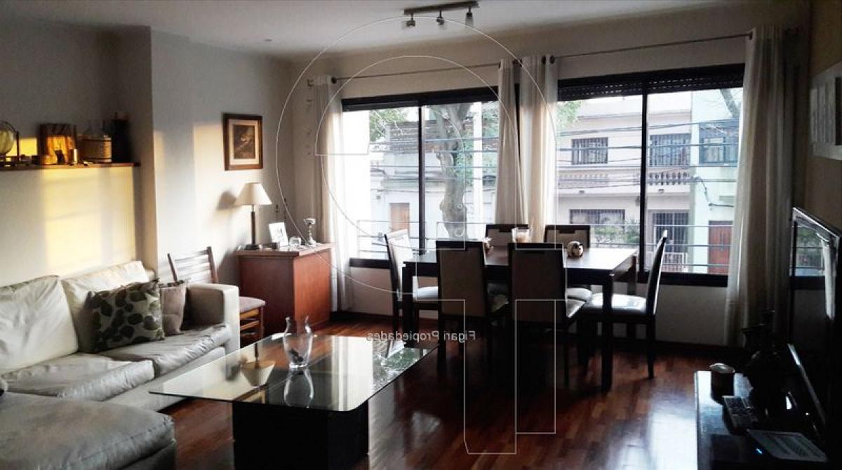 3 bedrooms Apartment in Montevideo, Uruguay No. 6382