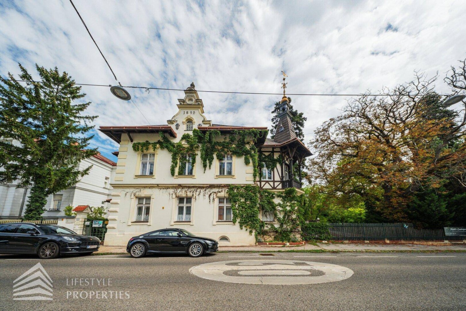 18 rooms Villa in Hernals, Austria No. 156682