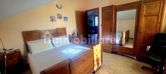 Apartamento de 2 dormitorios en Condove, Italy No. 315161 3