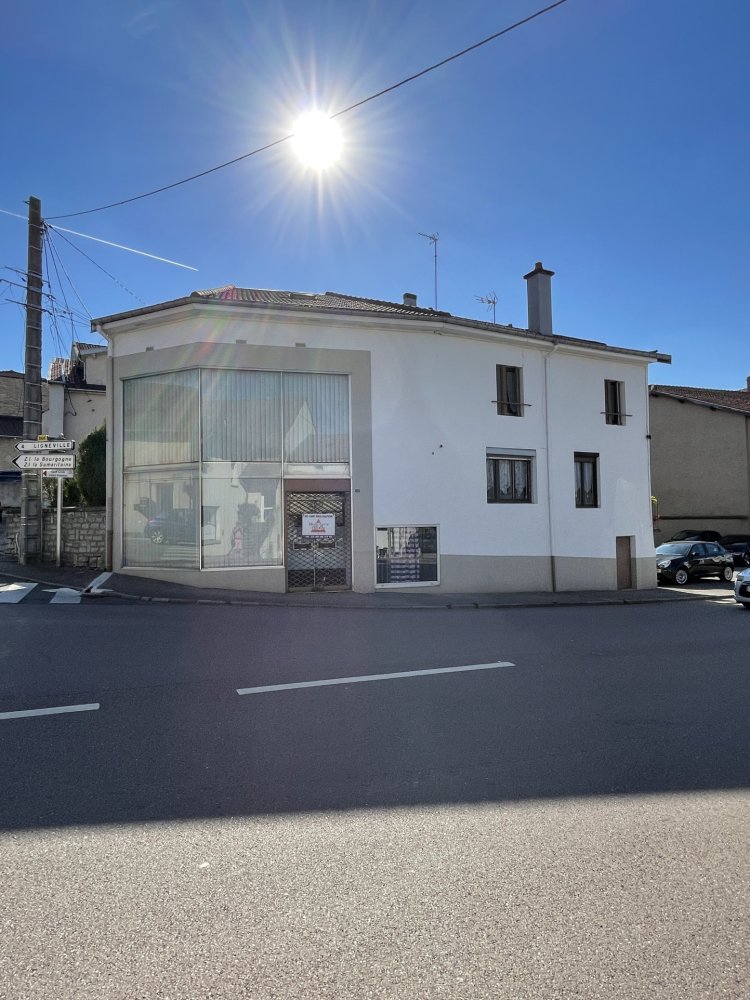 4 bedrooms Townhouse in Vittel, France No. 97533