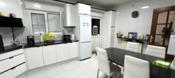 4 Schlafzimmer Haus in Villalbilla, Spain, Nr. 155959 2