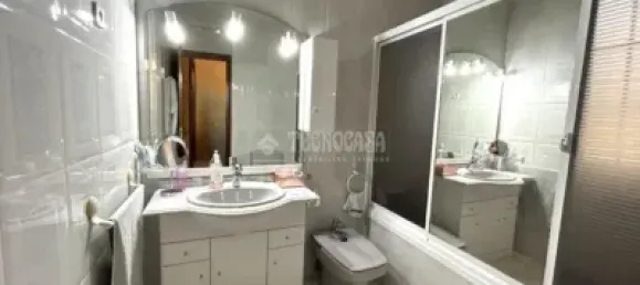 4 Schlafzimmer Haus in Villalbilla, Spain, Nr. 155959 16