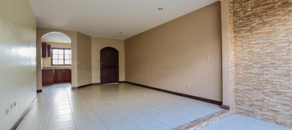 Apartamento com 3 quartos em condomínio em El Guarco , Costa Rica N.º 1178 2