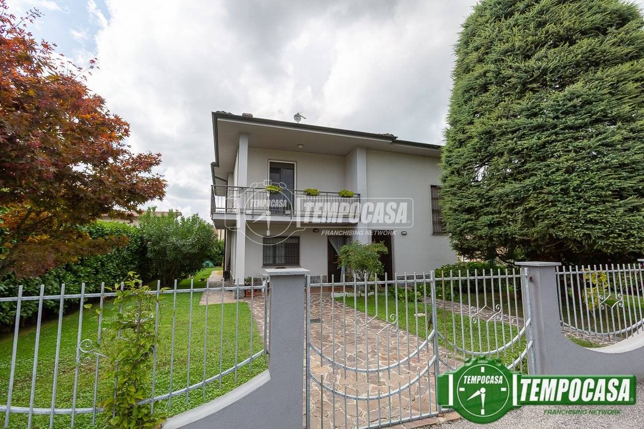 Villa T4 em Palazzo Pignano, Italy N.º 367790