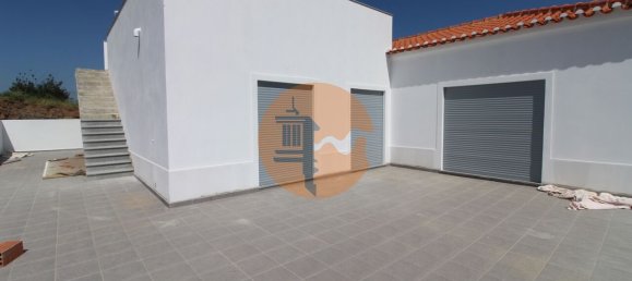 Villa de 3 dormitorios en Loule, Portugal No. 112381 4