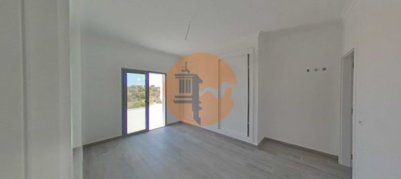 Villa de 3 dormitorios en Loule, Portugal No. 112381 10