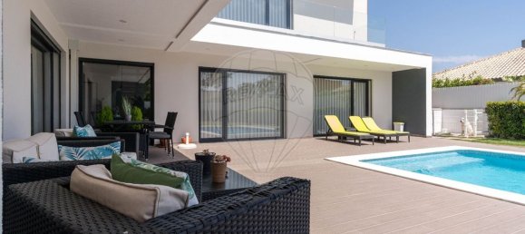 4 bedrooms House in Corroios, Portugal No. 169906 15