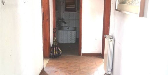 4غرفة شقة في San Giovanni Valdarno, Italy رقم 147696 6