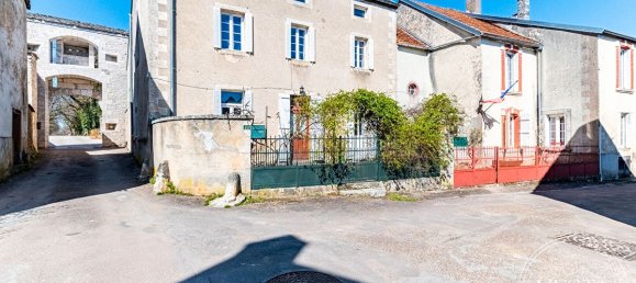 4 bedrooms Townhouse in Grancey-le-Chateau-Neuvelle, France No. 205052 16