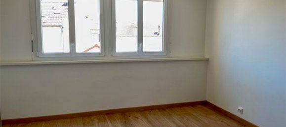 3 Schlafzimmer Wohnung in Bourg-en-Bresse, France, Nr. 311182 5