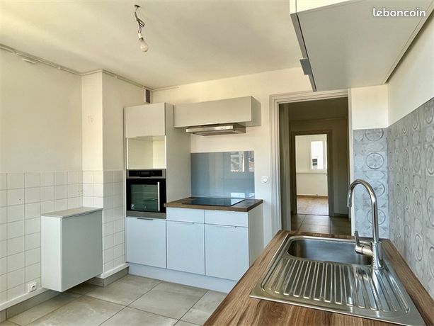 3 Schlafzimmer Wohnung in Bourg-en-Bresse, France, Nr. 311182