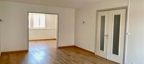 3 Schlafzimmer Wohnung in Bourg-en-Bresse, France, Nr. 311182 3