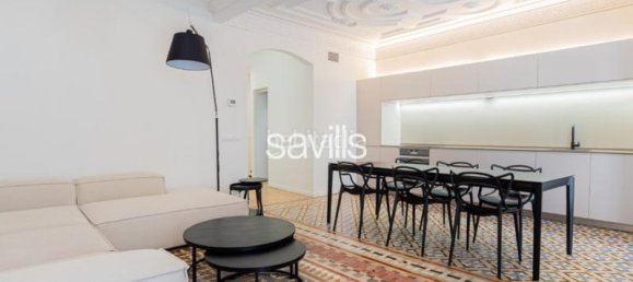 Apartamento de 2 dormitorios en Ciudad Vieja, Spain No. 156910 2