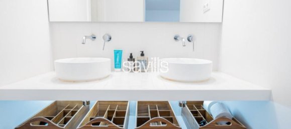 Apartamento de 2 dormitorios en Ciudad Vieja, Spain No. 156910 24