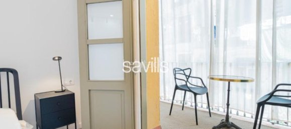 Apartamento de 2 dormitorios en Ciudad Vieja, Spain No. 156910 22