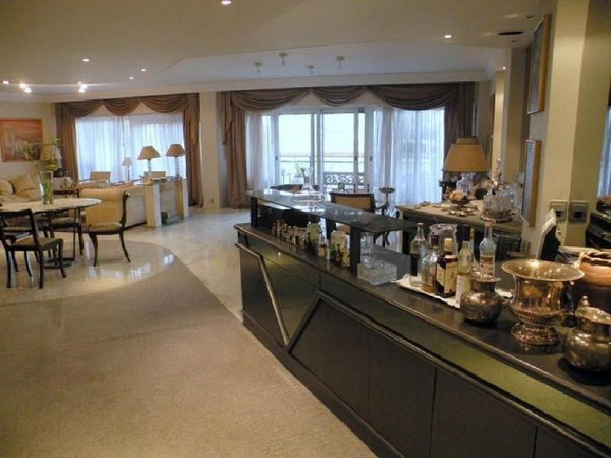 4 bedrooms Apartment in Buenos Aires, Argentina No. 91873